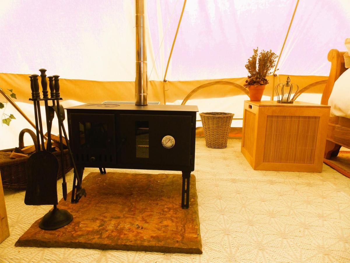 Hope Cottage Bell Tent Retreat Ashbourne  Extérieur photo